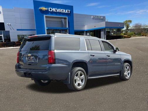 2019 Chevrolet Suburban LT