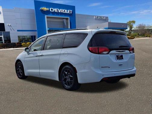 2019 Chrysler Pacifica Touring-L Plus