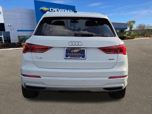 2021 Audi Q3 40 Premium