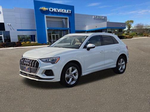 2021 Audi Q3 40 Premium