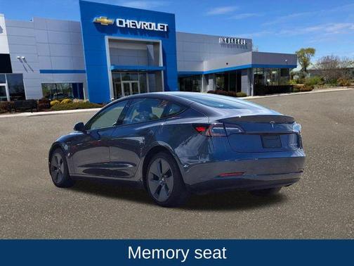 2022 Tesla Model 3 Long Range