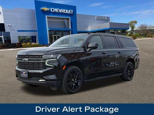 2022 Chevrolet Suburban RST