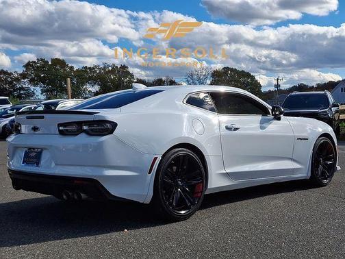 2022 Chevrolet Camaro LT1