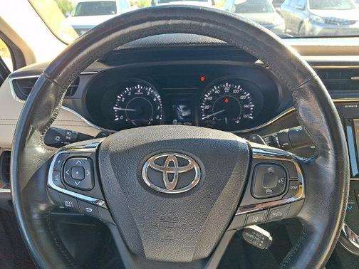 Mica 2018 Toyota Avalon Limited