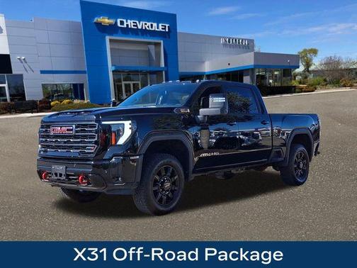 2025 GMC Sierra 2500 AT4