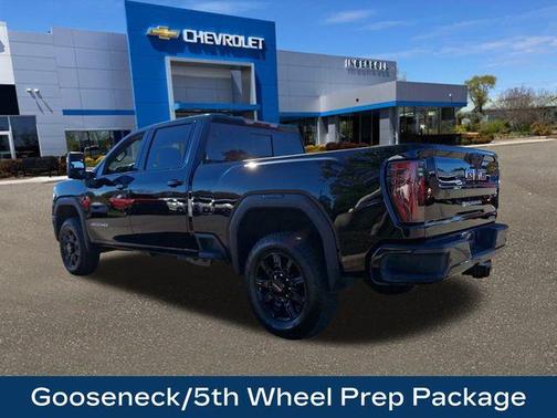 2025 GMC Sierra 2500 AT4