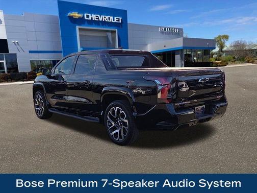 2024 Chevrolet Silverado EV RST