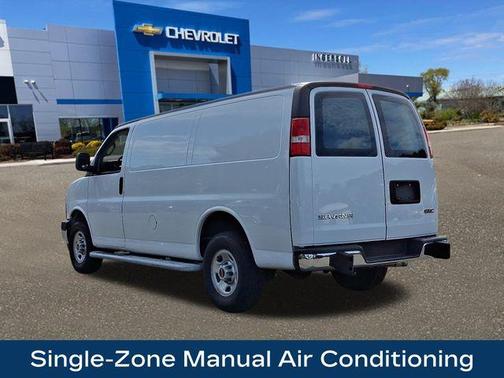 2023 GMC Savana 2500 Work Van