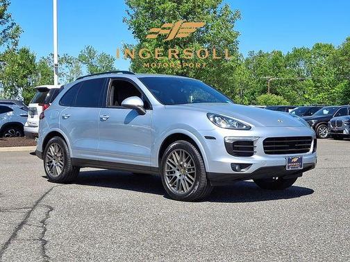 2018 Porsche Cayenne Platinum Edition