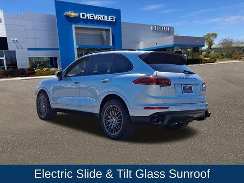 2018 Porsche Cayenne Platinum Edition