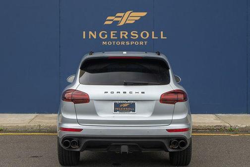2018 Porsche Cayenne Platinum Edition
