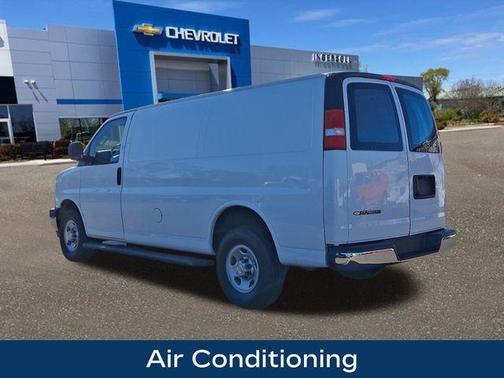 2021 Chevrolet Express 2500 Work Van
