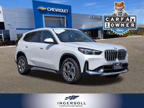 Mineral White Metallic 2025 BMW X1 xDrive28i
