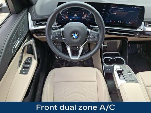 Mineral White Metallic 2025 BMW X1 xDrive28i