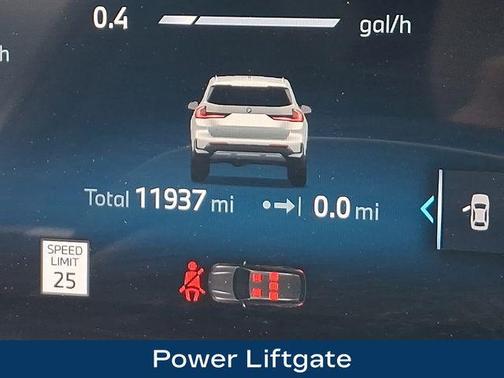 Mineral White Metallic 2025 BMW X1 xDrive28i