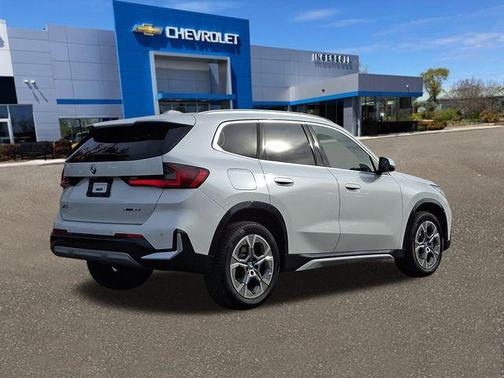 2025 BMW X1 xDrive28i