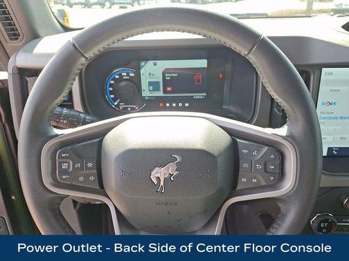 Eruption Green Metallic 2024 Ford Bronco Black Diamond