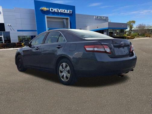 2010 Toyota Camry LE