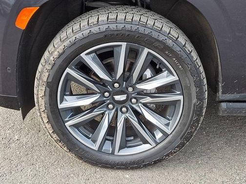 2022 Cadillac Escalade Sport