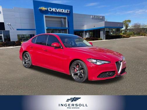 Rosso 2018 Alfa Romeo Giulia Ti