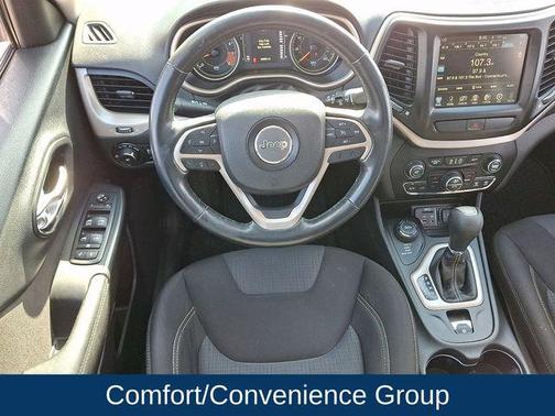 Bright White Clearcoat 2015 Jeep Cherokee Latitude