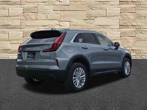 2024 Cadillac XT4 Luxury
