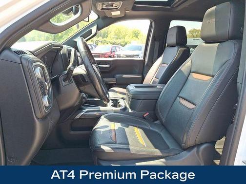 Summit White 2019 GMC Sierra 1500 AT4