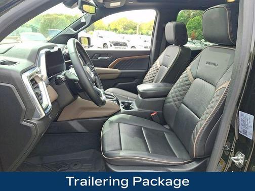 Onyx Black 2023 GMC Canyon Denali