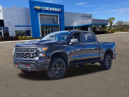 2023 Chevrolet Silverado 1500 Custom Trail Boss