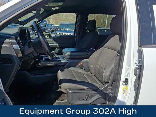 White Metallic 2022 Ford F-150 XLT