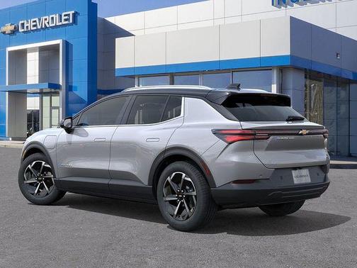 2026 Chevrolet Equinox EV LT 2