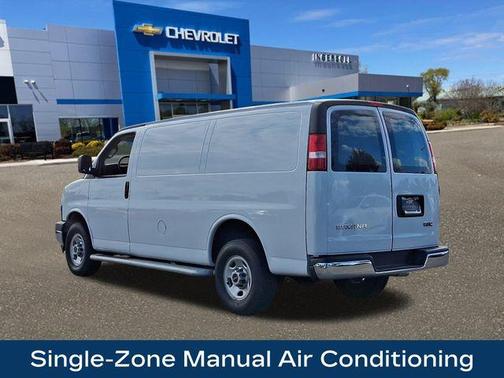 2023 GMC Savana 2500 Work Van