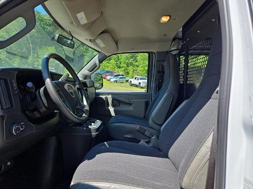 Summit White 2025 GMC Savana 2500 Work Van