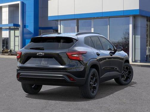 Mosaic Black Metallic 2026 Chevrolet Trax LT