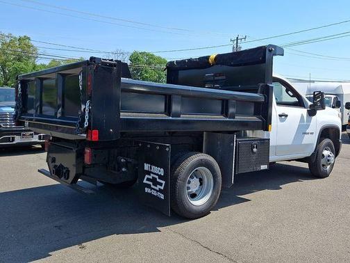 Summit White 2026 Chevrolet Silverado 3500 WT
