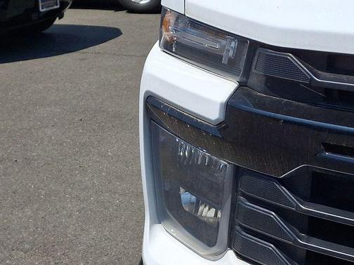 Summit White 2026 Chevrolet Silverado 3500 WT