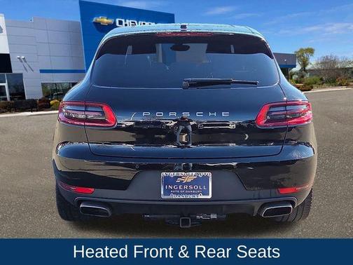 2017 Porsche Macan Base