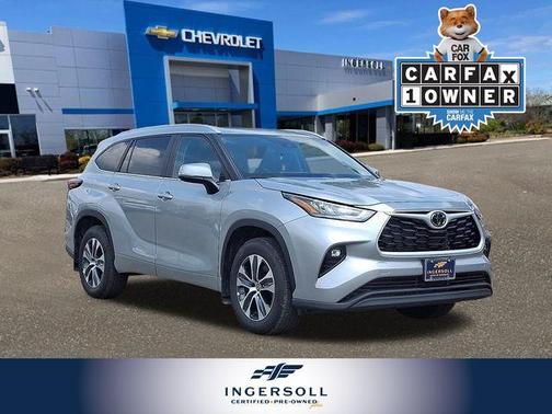 2024 Toyota Highlander LE