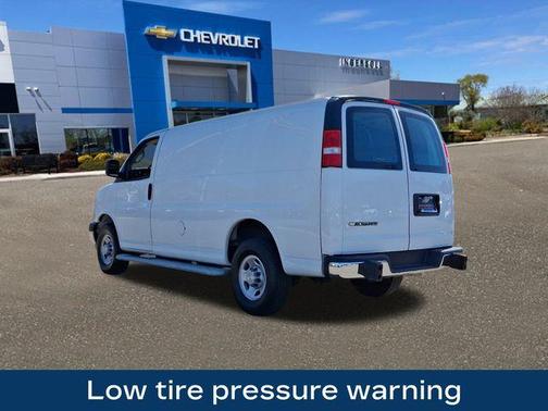 2022 Chevrolet Express 2500 Work Van