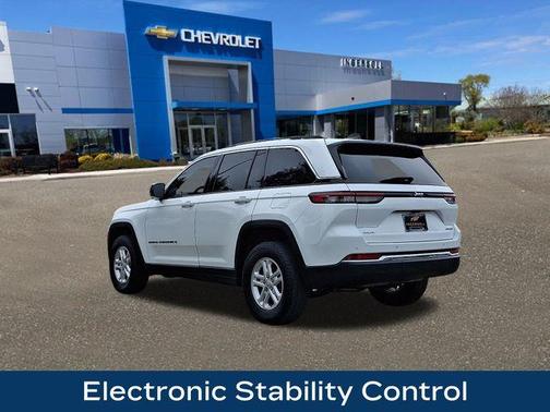 2023 Jeep Grand Cherokee Laredo
