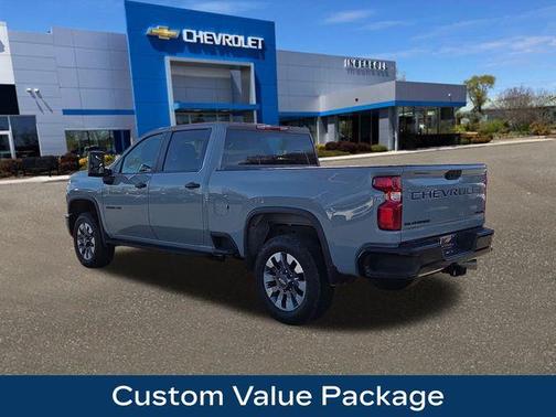 2024 Chevrolet Silverado 2500 Custom