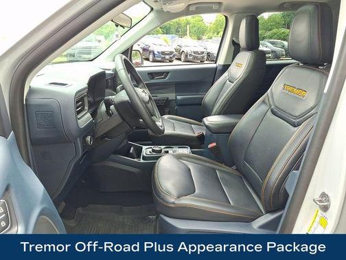 Avalanche 2023 Ford Maverick Lariat