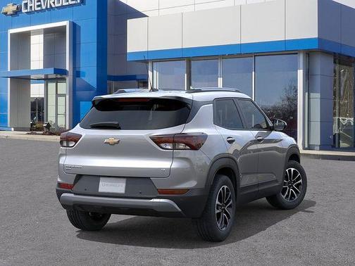 Sterling Gray Metallic 2026 Chevrolet Trailblazer LT