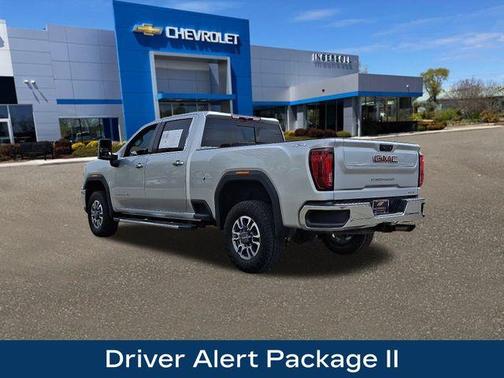 2022 GMC Sierra 2500 SLT
