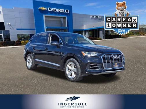 2023 Audi Q7 45 Premium Plus