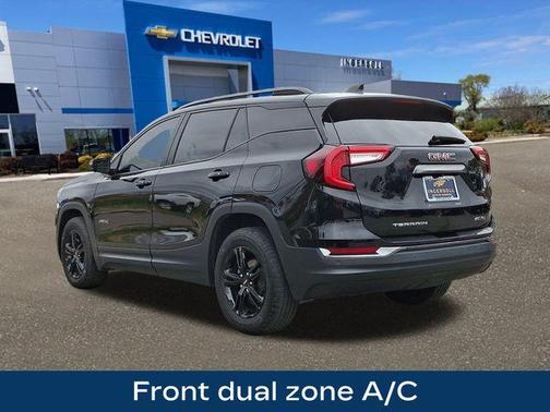 2022 GMC Terrain AT4