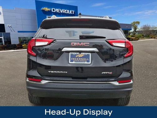 2022 GMC Terrain AT4