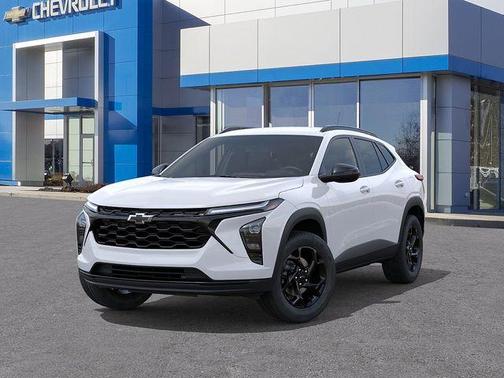 Summit White 2026 Chevrolet Trax LT