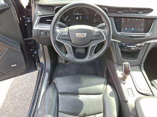 Harbor Blue Metallic 2018 Cadillac XT5 Premium Luxury