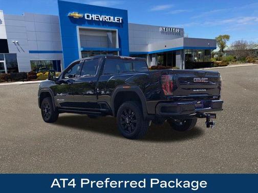 2024 GMC Sierra 2500 AT4